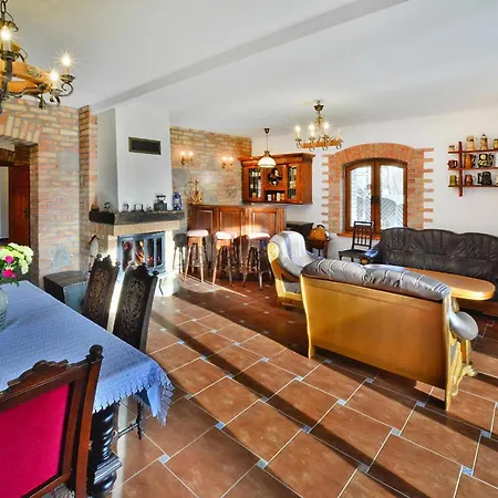 Comfortable Rural Home, Сasa de vacaciones *